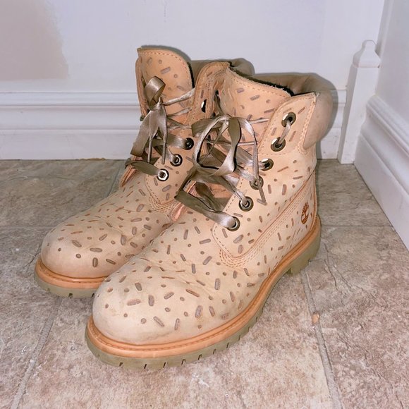 *Special edition* Timberland Women’s Ice Cream Boots - Picture 2 of 7